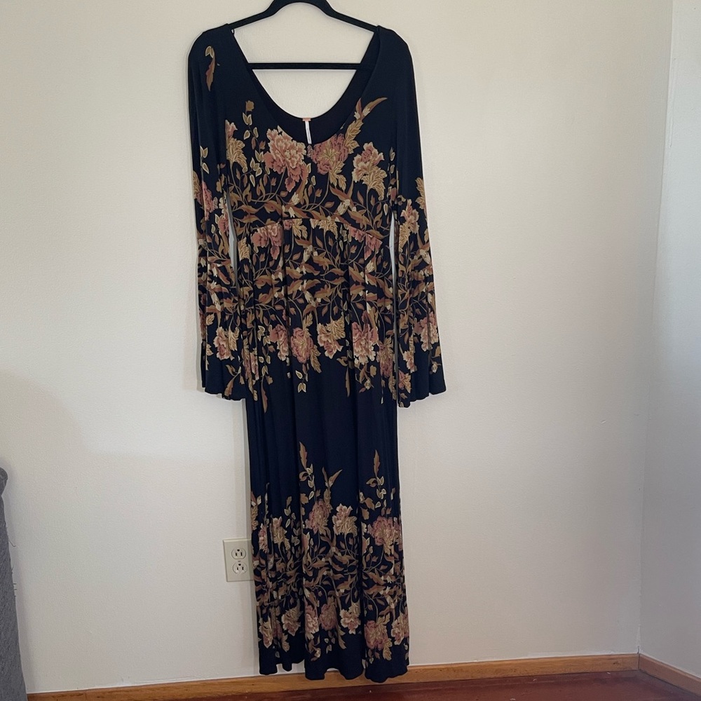 Free People Black and multi colored Scoop Neck Dress -Size L- NWT